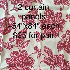 2 curtain panels